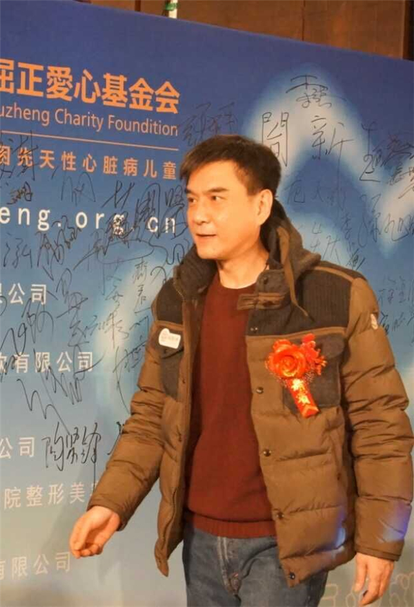 1478586929171524.jpg 813652085162287997.jpg