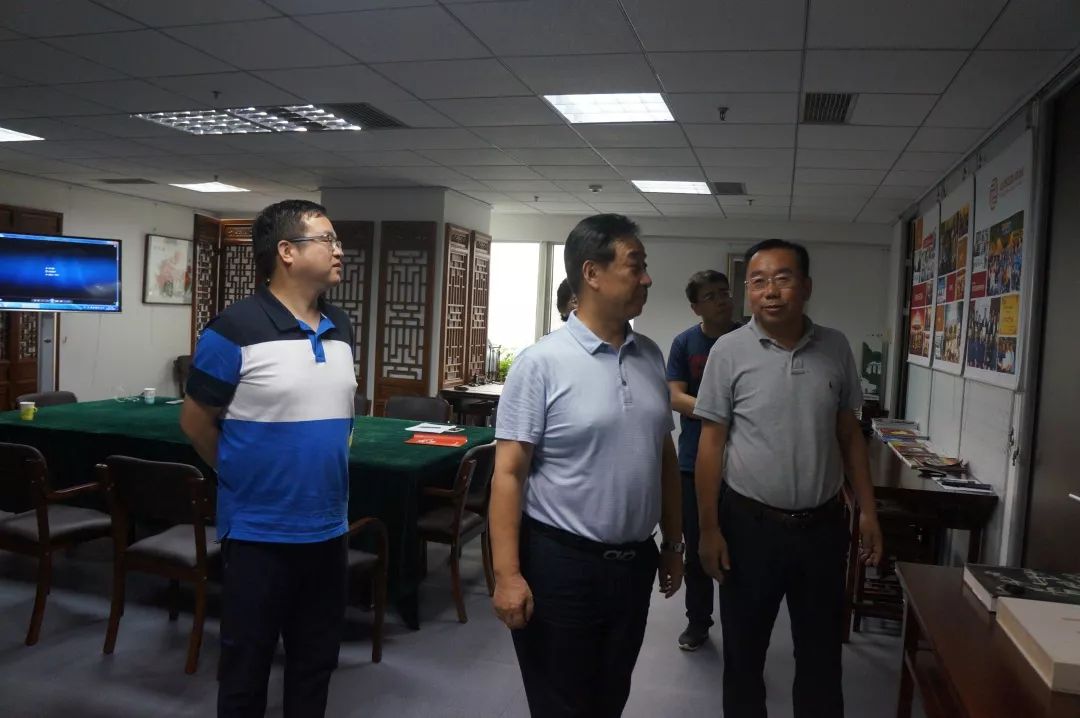 1533809734269637.jpg 1533809734269637.jpg