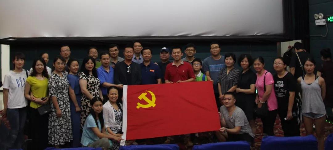 1535948299365425.jpg 1535948299365425.jpg